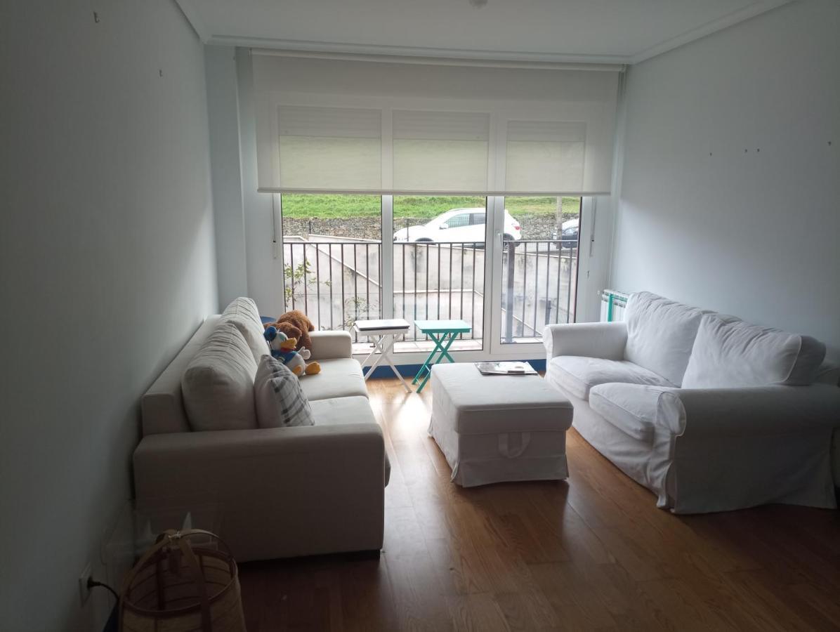 Duplex En Комилас Екстериор снимка